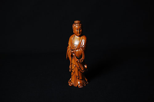 木彫やブロンズ、人形等