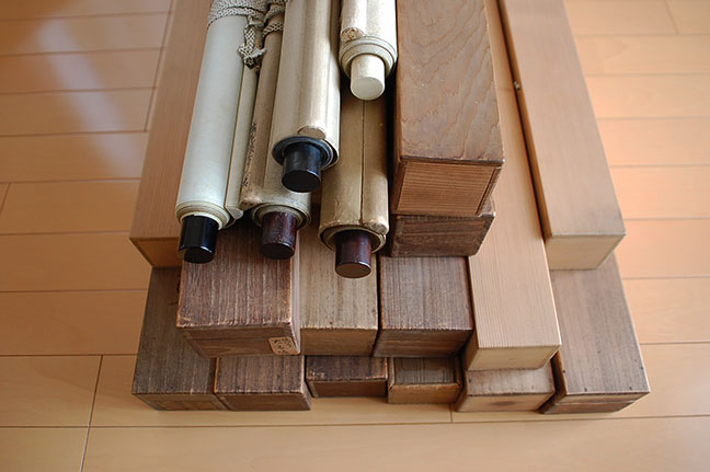 掛軸のコレクションを出張買取させて頂きました。