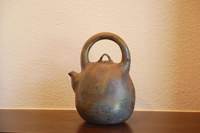 木村友敬作、備前焼土瓶型水注など煎茶道具を出張買取させて頂きました。