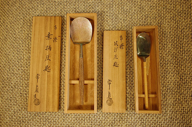 常貞造 南鐐風炉灰匙など茶道具を出張買取させて頂きました。愛知県春日井市